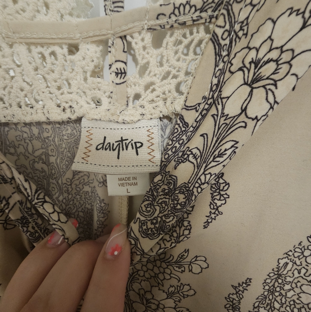 Lace Trim Paisley Print Dress - Picture 3 of 3